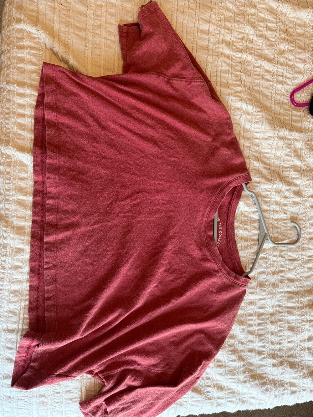 Aeropostale Cropped Boyfriend Tee in Rose-Mauve